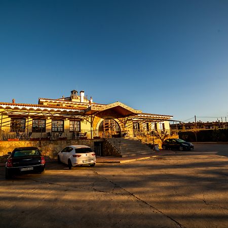 Hotel De Montana Rubielos Руб'єлос-де-Мора Екстер'єр фото