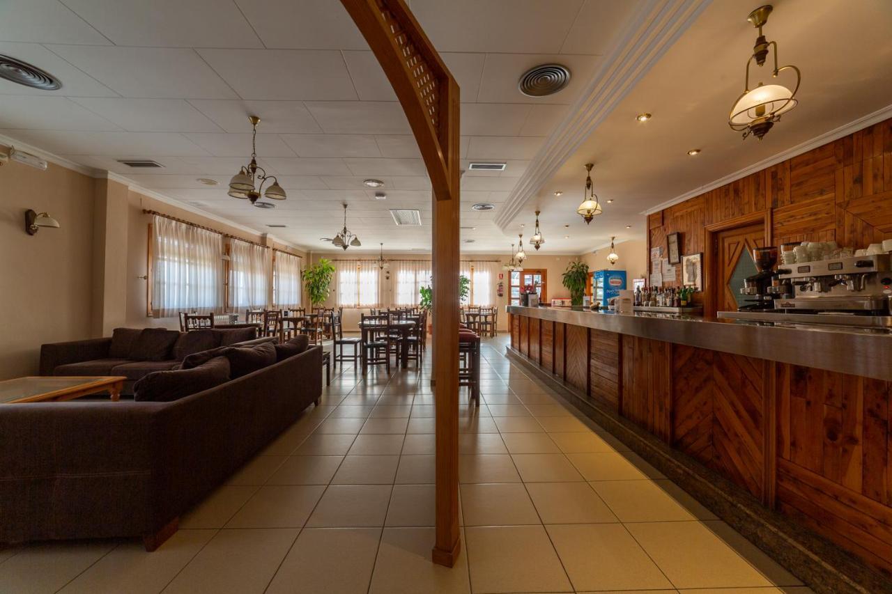 Hotel De Montana Rubielos Руб'єлос-де-Мора Екстер'єр фото